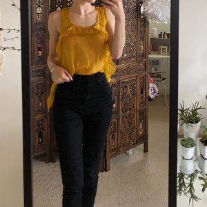 💛gorgeous mustard yellow ruffled top💛